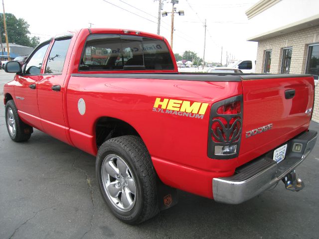 Dodge Ram 1500 2003 photo 2