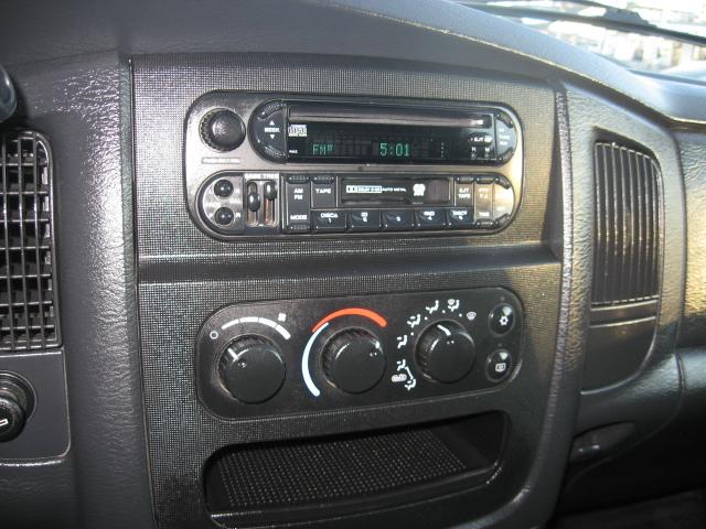 Dodge Ram 1500 2003 photo 5