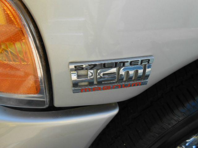 Dodge Ram 1500 2003 photo 4