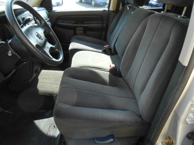 Dodge Ram 1500 2003 photo 9