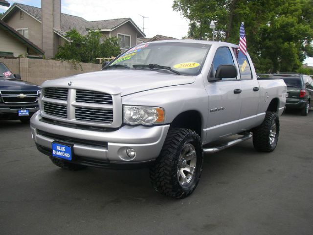 Dodge Ram 1500 2003 photo 2