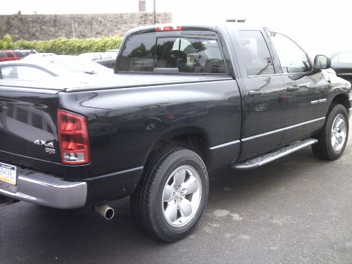 Dodge Ram 1500 4dr 114 WB XLT 4WD Pickup Truck