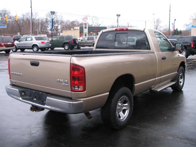 Dodge Ram 1500 2003 photo 4