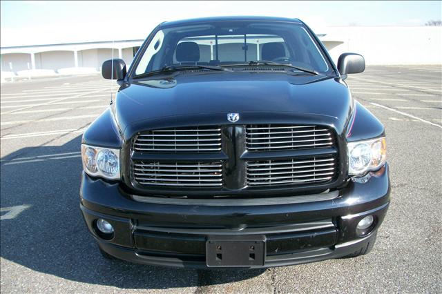 Dodge Ram 1500 2003 photo 2