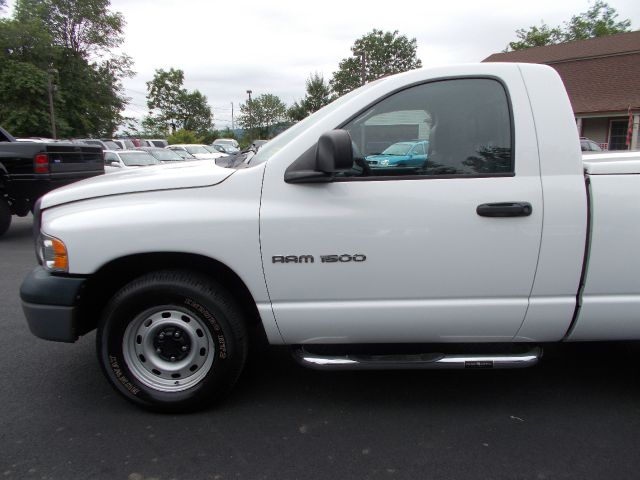 Dodge Ram 1500 2003 photo 2