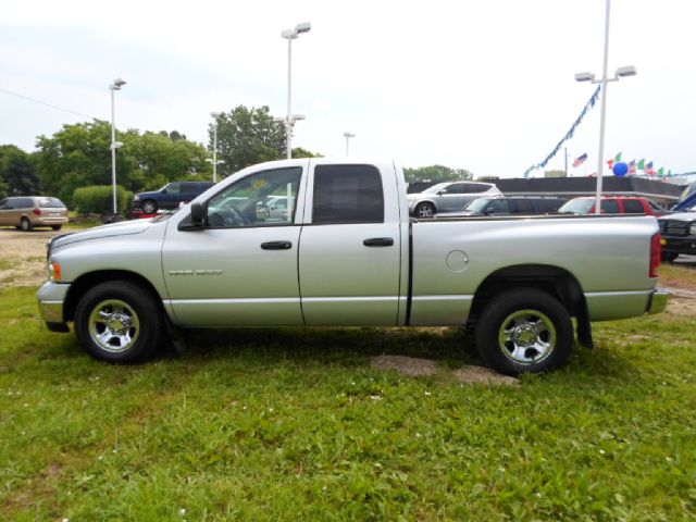 Dodge Ram 1500 2003 photo 2