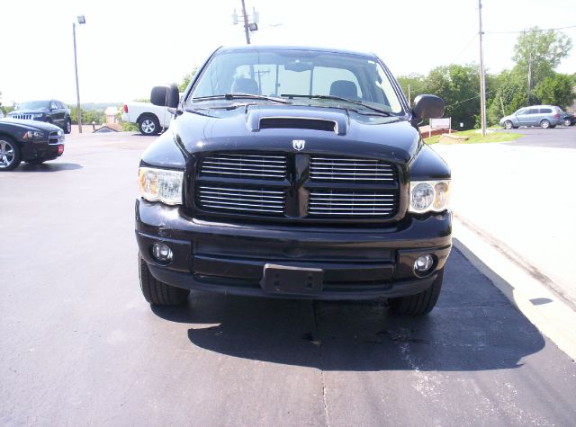 Dodge Ram 1500 2003 photo 2