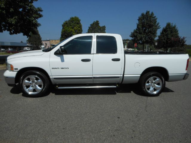 Dodge Ram 1500 2003 photo 3