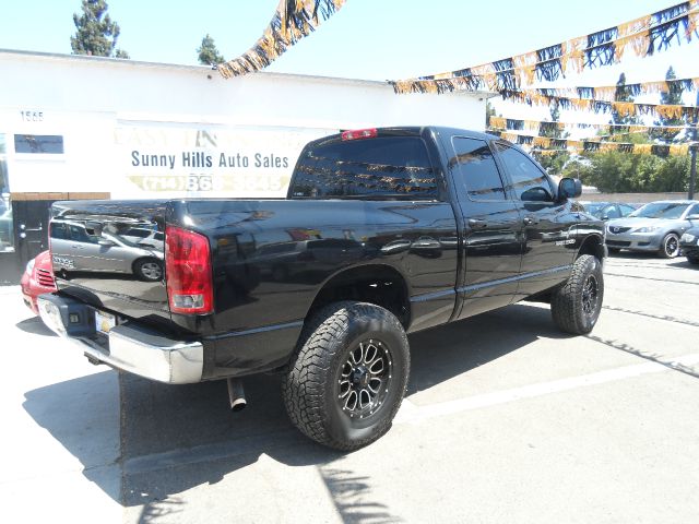 Dodge Ram 1500 2003 photo 2