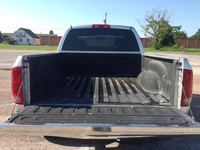 Dodge Ram 1500 2004 photo 5