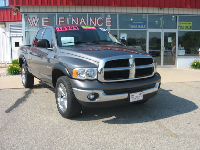 Dodge Ram 1500 2004 photo 3