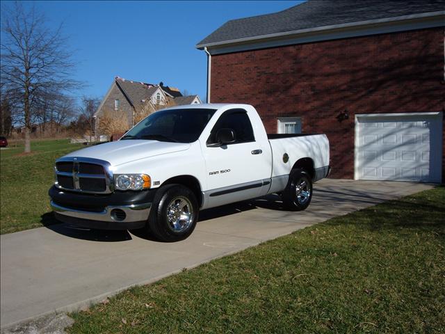 Dodge Ram 1500 2004 photo 1