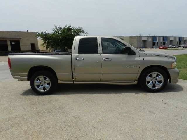 Dodge Ram 1500 2004 photo 1