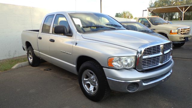 Dodge Ram 1500 2004 photo 2