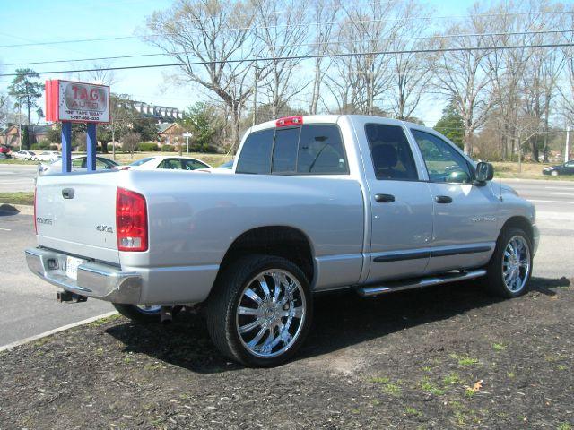 Dodge Ram 1500 2004 photo 4