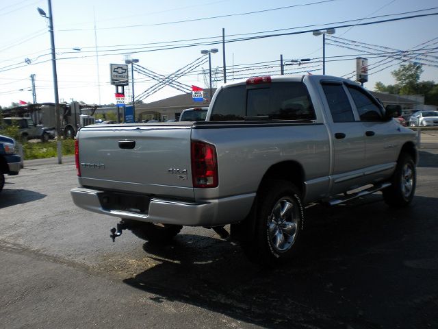 Dodge Ram 1500 2004 photo 18