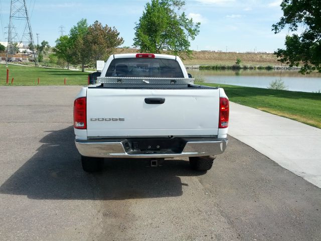 Dodge Ram 1500 2004 photo 3