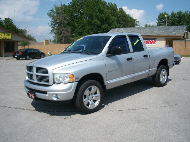 Dodge Ram 1500 2004 photo 2