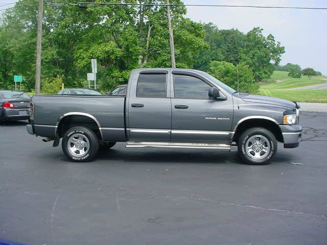 Dodge Ram 1500 2004 photo 3