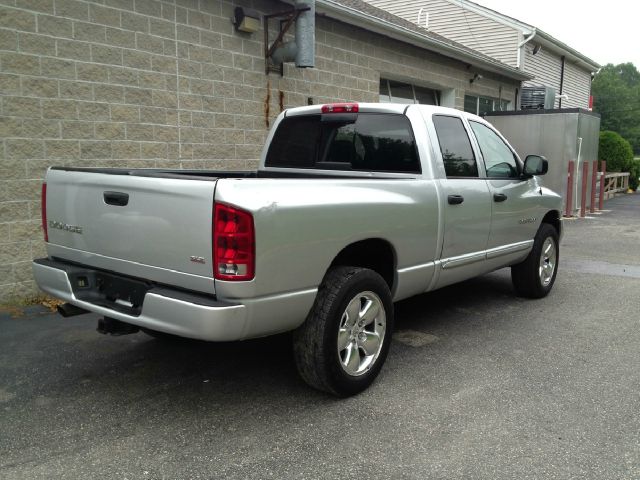 Dodge Ram 1500 2004 photo 2