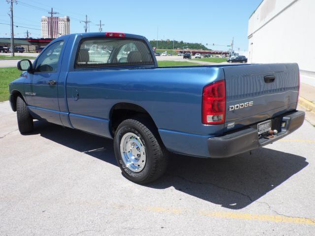 Dodge Ram 1500 2004 photo 7