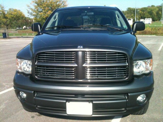 Dodge Ram 1500 2004 photo 4