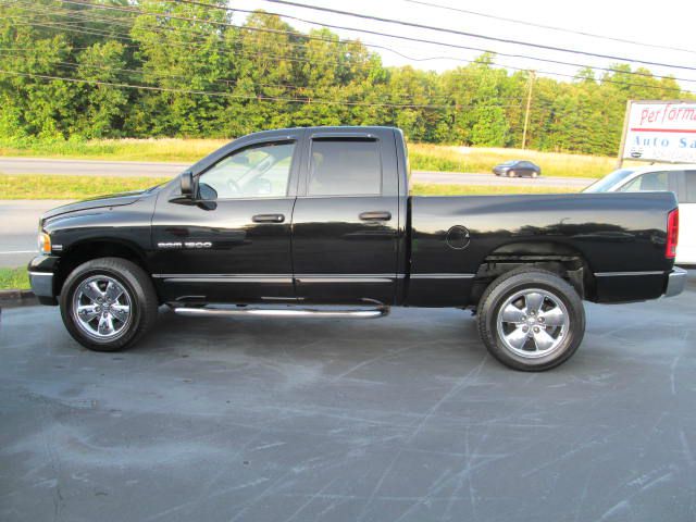 Dodge Ram 1500 2004 photo 1