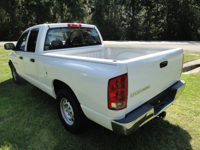 Dodge Ram 1500 2004 photo 4