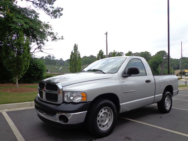 Dodge Ram 1500 2004 photo 3