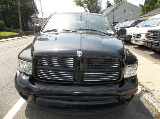 Dodge Ram 1500 2004 photo 4