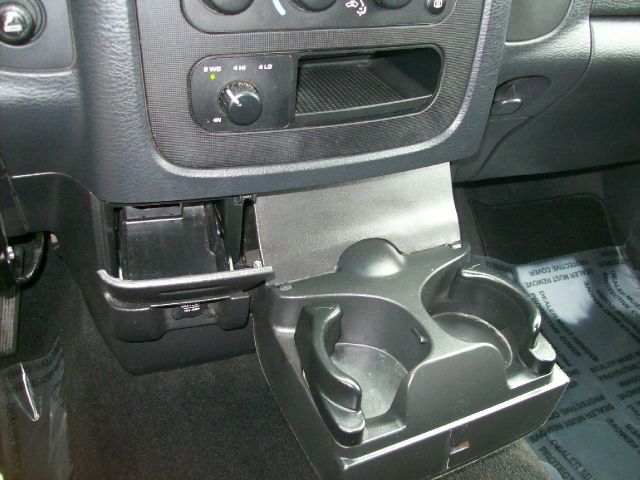 Dodge Ram 1500 2004 photo 1