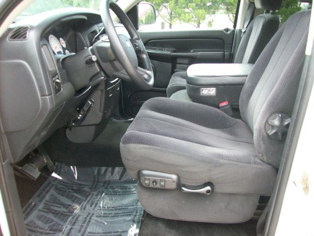 Dodge Ram 1500 2004 photo 11