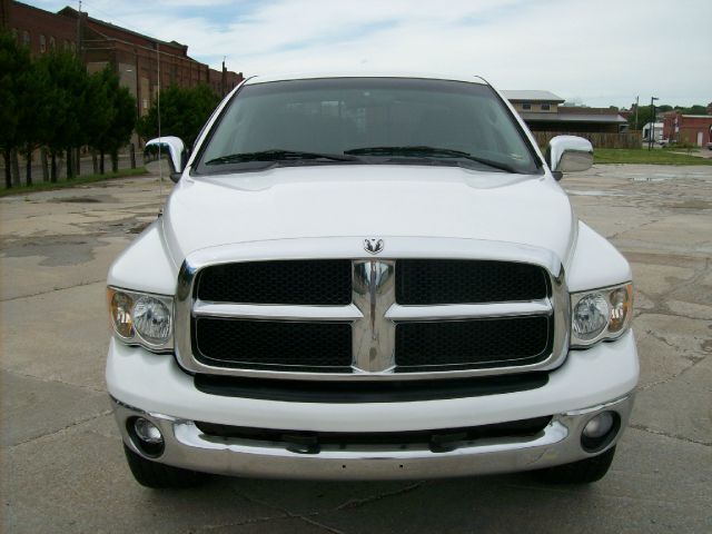 Dodge Ram 1500 2004 photo 4