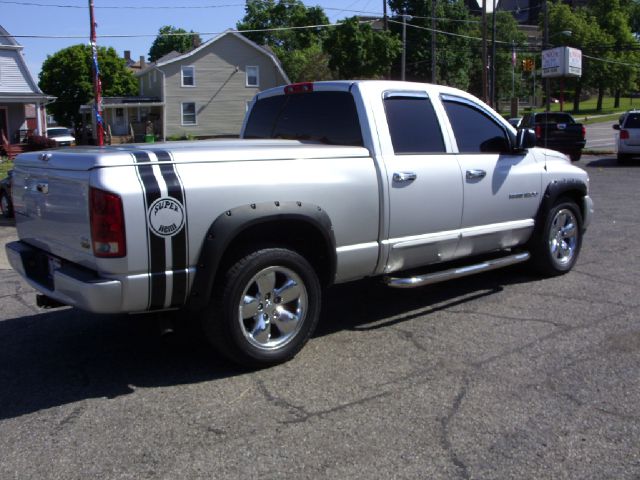 Dodge Ram 1500 2004 photo 3