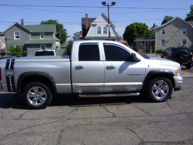 Dodge Ram 1500 2004 photo 4