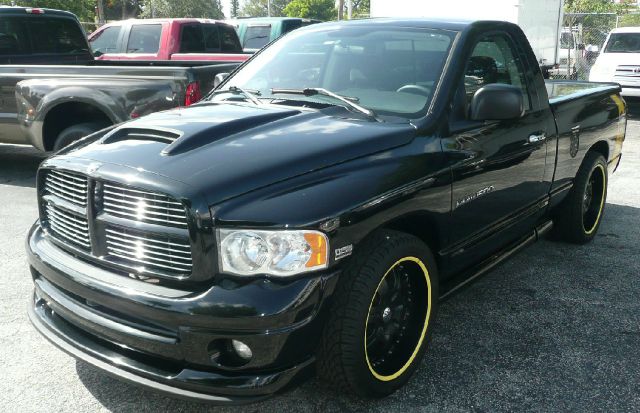 Dodge Ram 1500 Super Pickup Truck