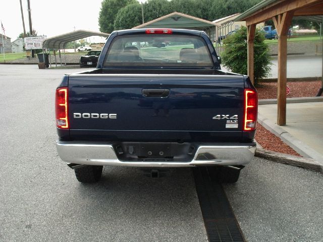 Dodge Ram 1500 2004 photo 3