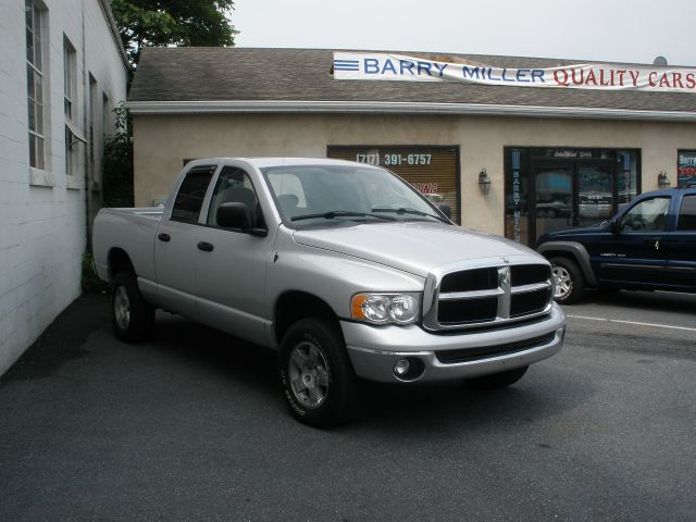 Dodge Ram 1500 2004 photo 2