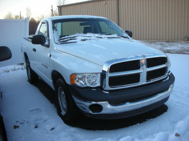 Dodge Ram 1500 2004 photo 2