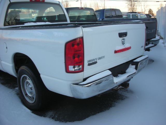 Dodge Ram 1500 2004 photo 3