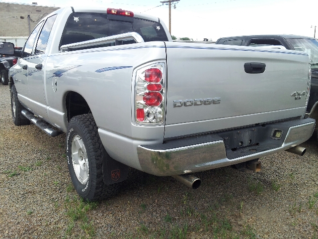 Dodge Ram 1500 2004 photo 4