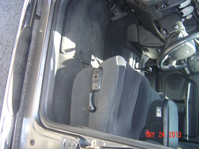 Dodge Ram 1500 2004 photo 5