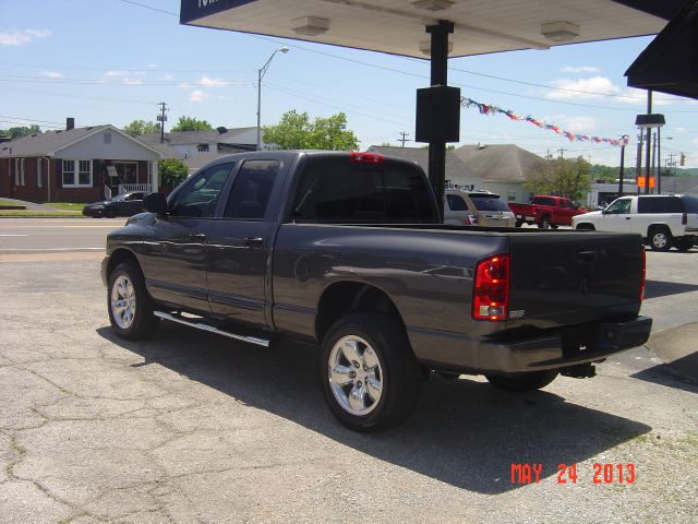 Dodge Ram 1500 2004 photo 9