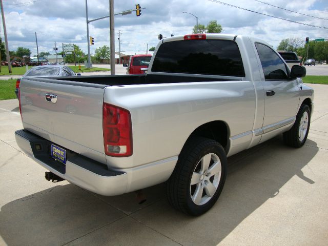 Dodge Ram 1500 2004 photo 18