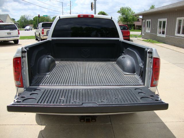 Dodge Ram 1500 2004 photo 20