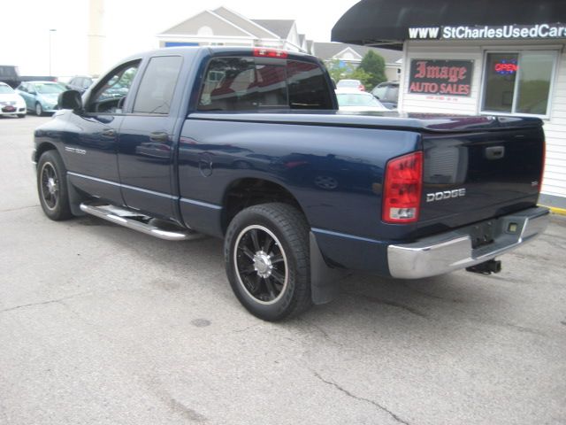 Dodge Ram 1500 2004 photo 4