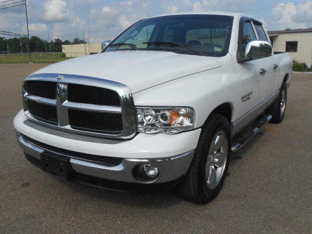 Dodge Ram 1500 2004 photo 2