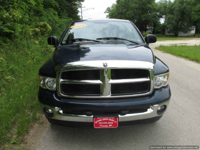 Dodge Ram 1500 2004 photo 3