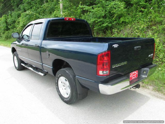 Dodge Ram 1500 2004 photo 4