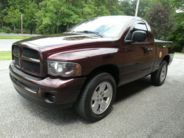 Dodge Ram 1500 Wagon SE Pickup Truck